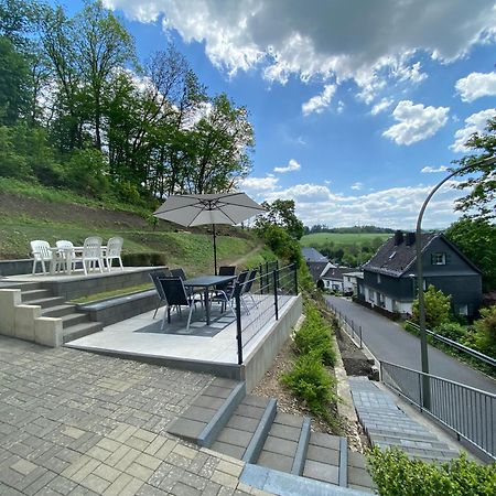 Lenne-Blick Ferienwohnung Finnentrop ภายนอก รูปภาพ