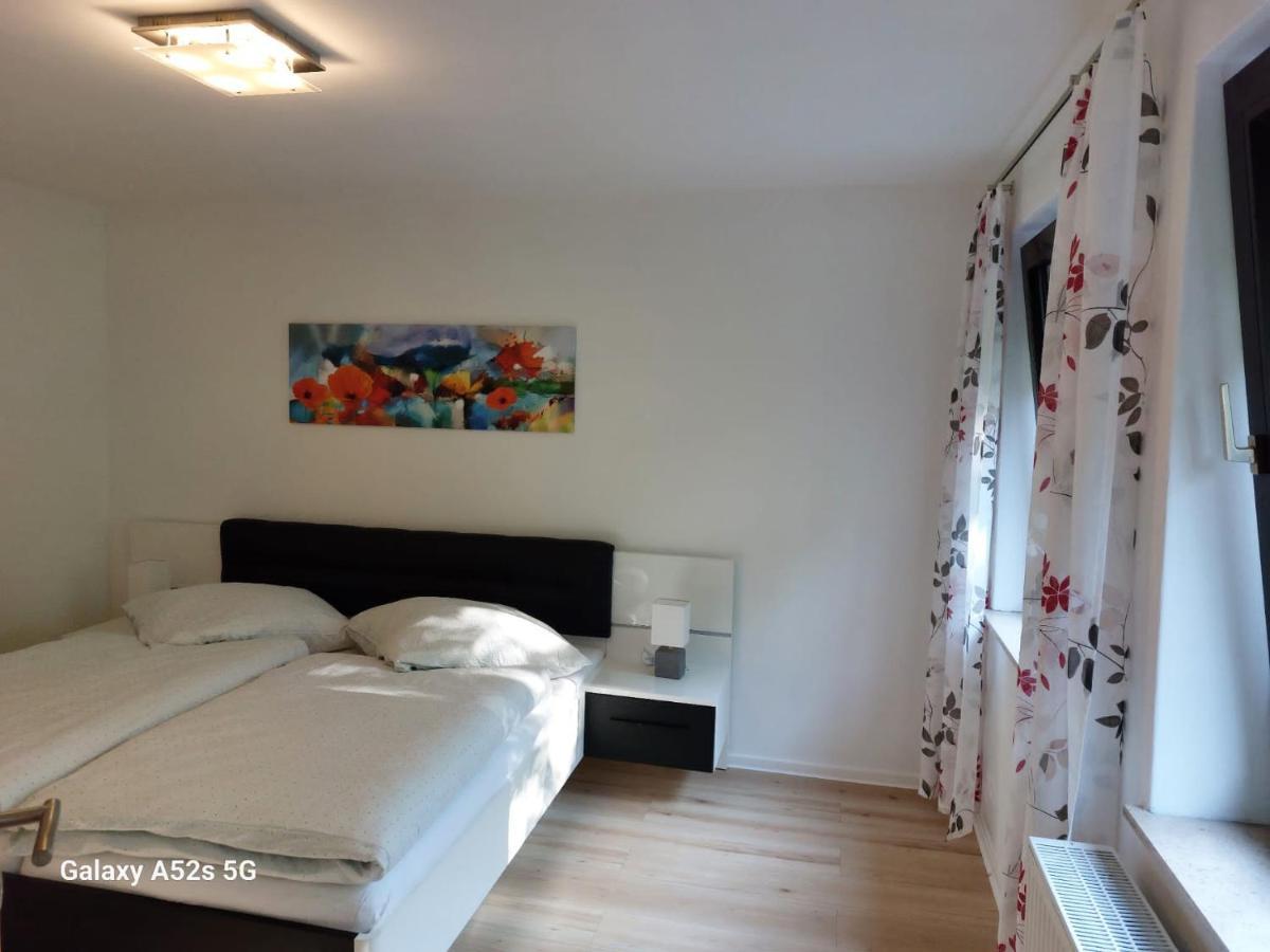Lenne-Blick Ferienwohnung Finnentrop ภายนอก รูปภาพ